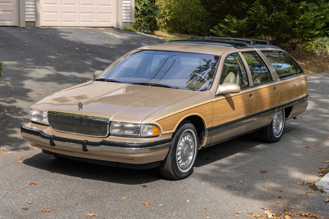 1996 Buick Roadmaster - Image 11 of 31