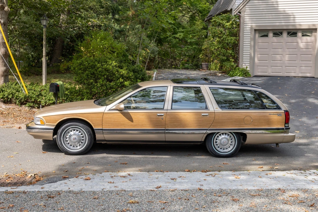 1996 Buick Roadmaster - Image 10 of 31