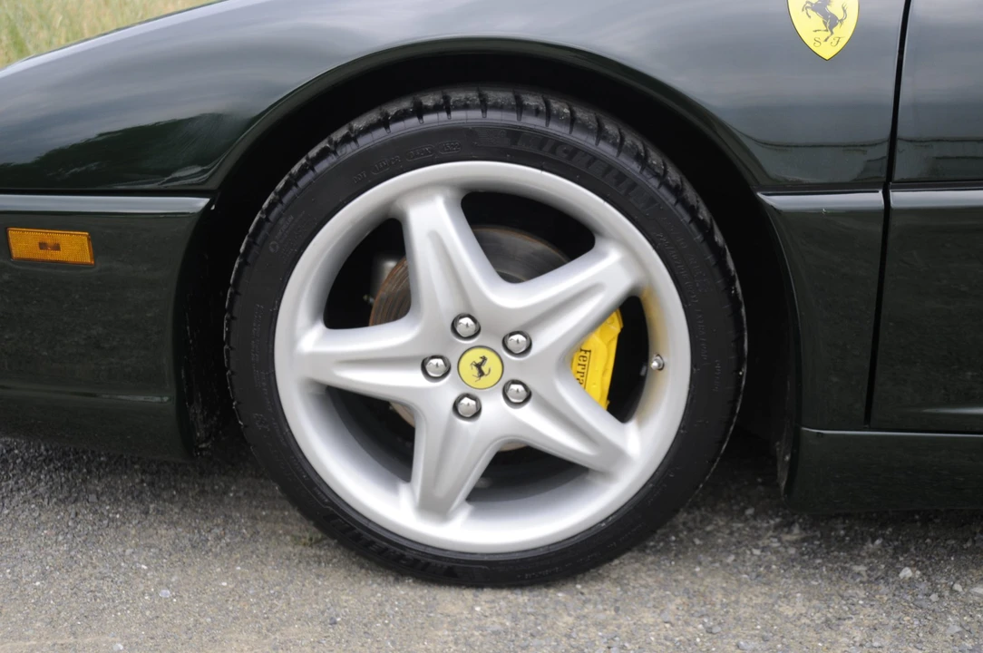 1996 Ferrari F355 Spider - Image 23 of 31