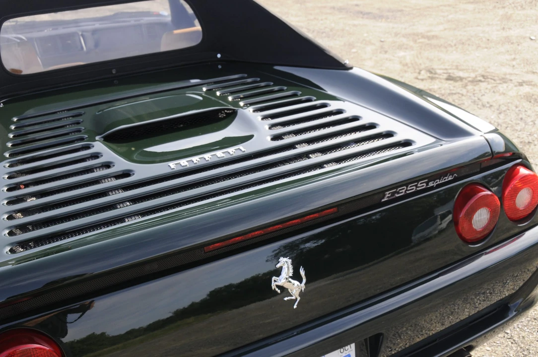 1996 Ferrari F355 Spider - Image 16 of 31