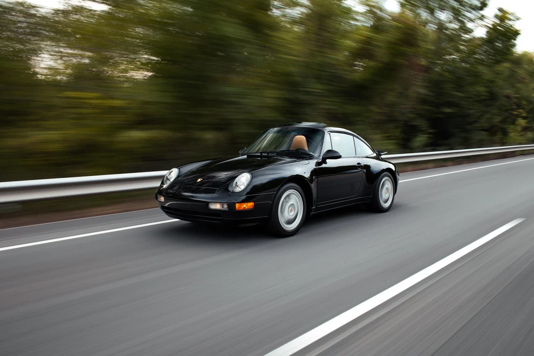 1996 Porsche 993 Carrera - Image 5 of 31