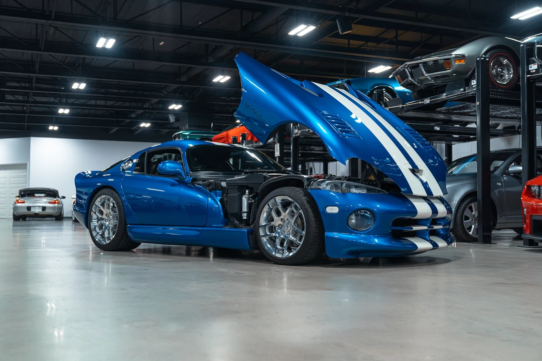 1997 Dodge Viper GTS 2nd Gen - Image 11 of 31
