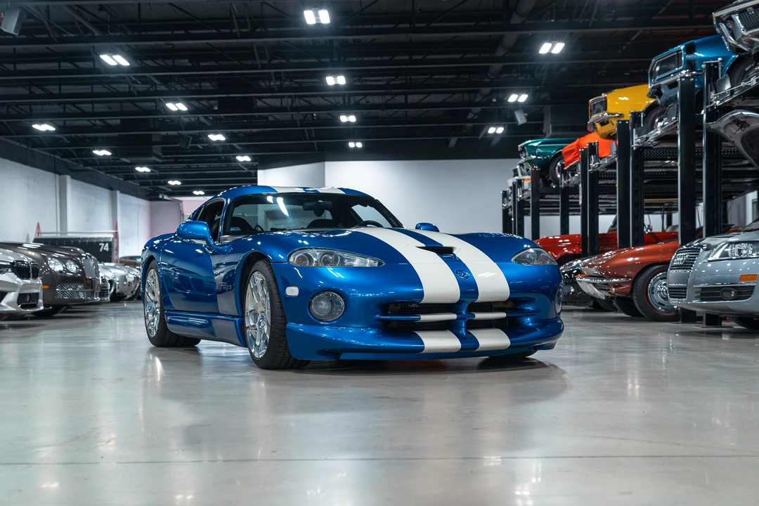 1997 Dodge Viper GTS 2nd Gen - Image 2 of 31