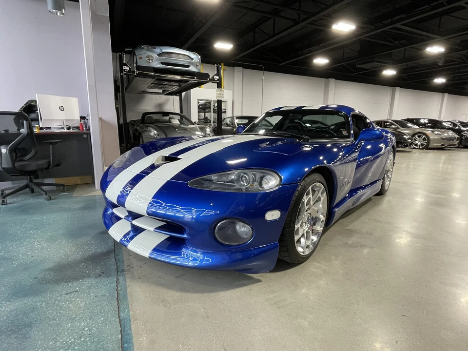 1997 Dodge Viper GTS 2nd Gen - Image 12 of 31