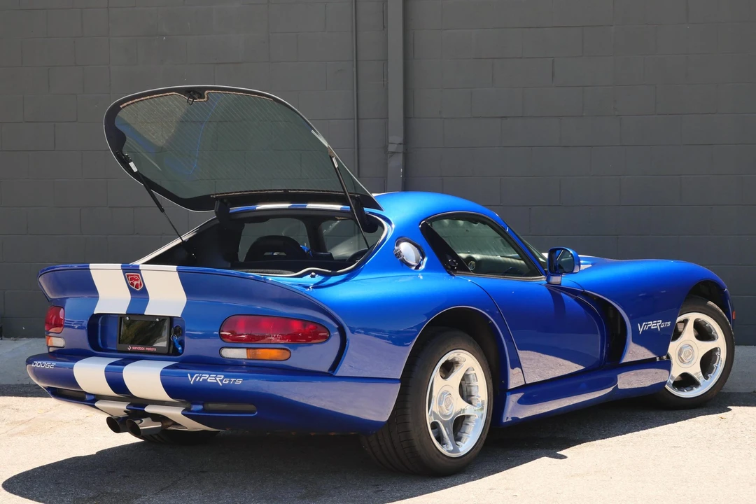 1997 Dodge Viper GTS 2nd Gen - Image 27 of 31