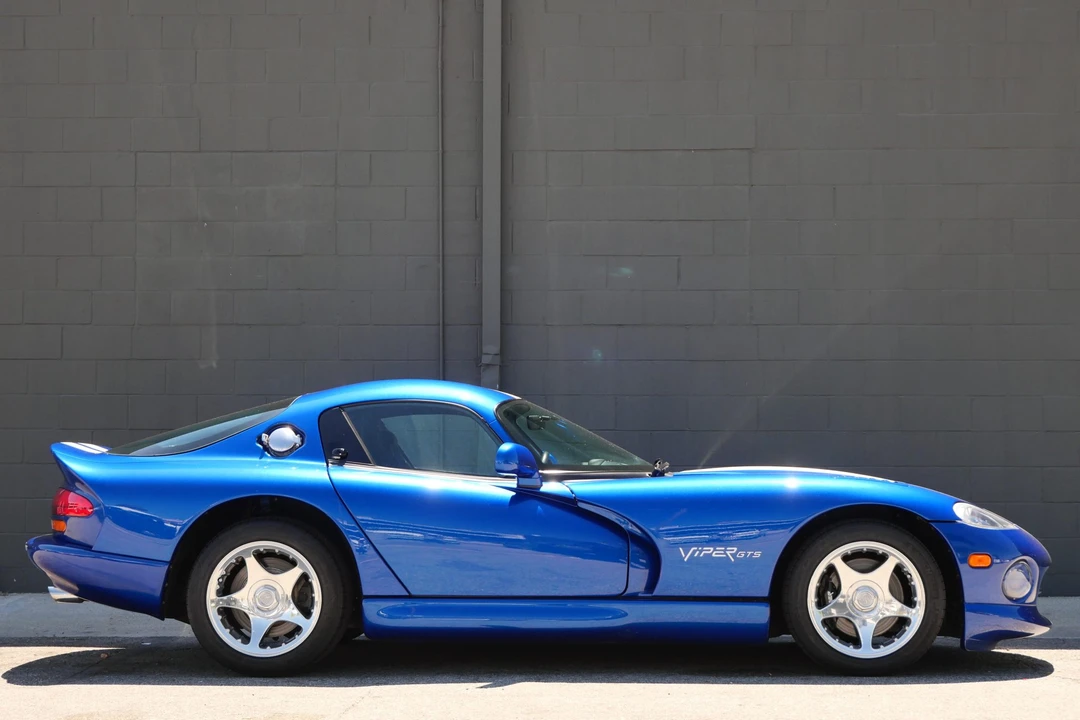 1997 Dodge Viper GTS 2nd Gen - Image 23 of 31