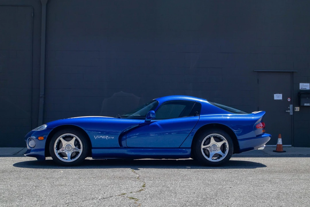 1997 Dodge Viper GTS 2nd Gen - Image 14 of 31