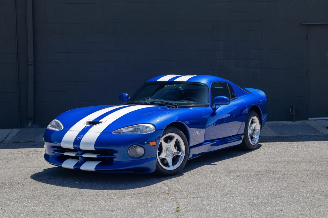 1997 Dodge Viper GTS 2nd Gen - Image 2 of 31