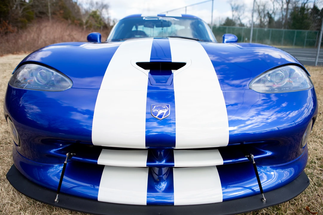 1997 Dodge Viper GTS 2nd Gen - Image 17 of 31