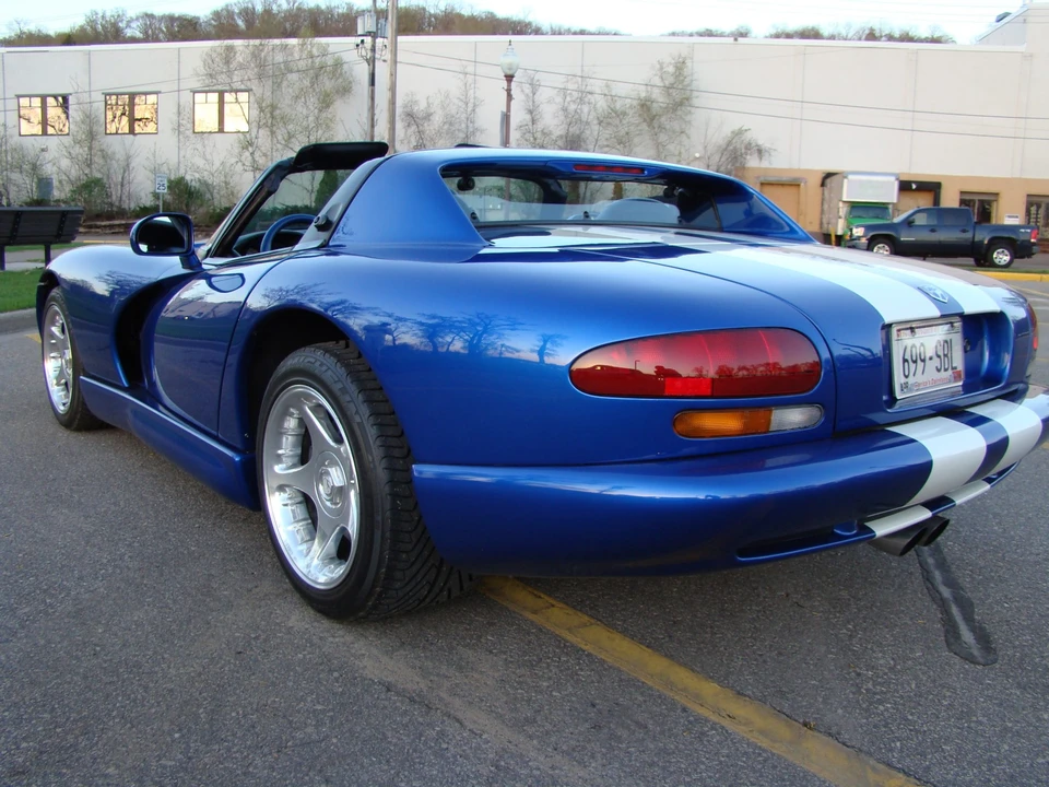 1997 Dodge Viper 2nd Gen - Image 9 of 31