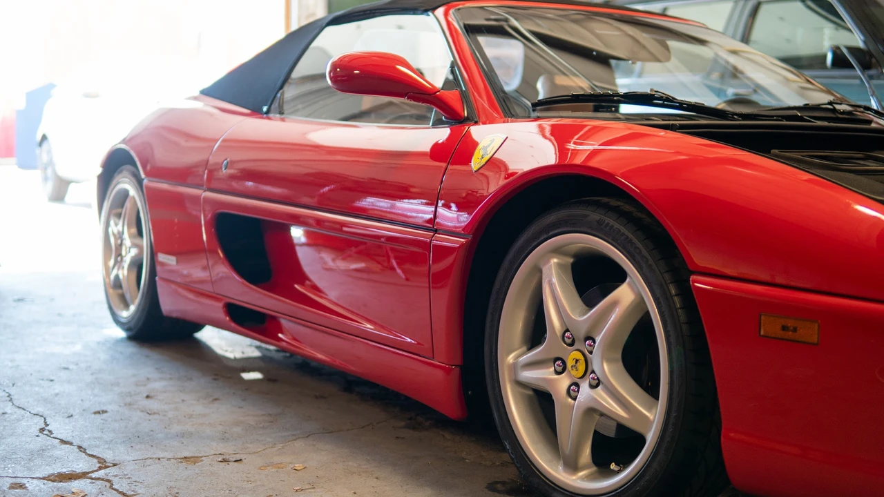 1997 Ferrari F355 Spider - Image 23 of 31