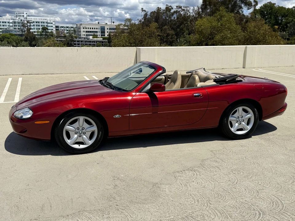 1998 Jaguar X100 XK8 - Image 4 of 31