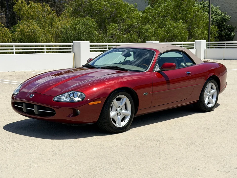 1998 Jaguar X100 XK8 - Image 27 of 31