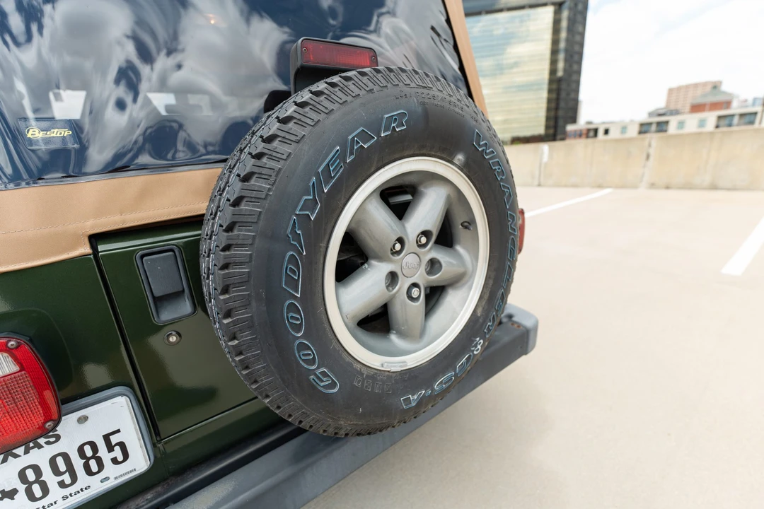 1998 Jeep TJ Wrangler - Image 16 of 31