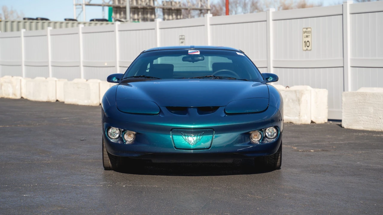 1998 Pontiac Firebird 4th Gen - Image 3 of 31