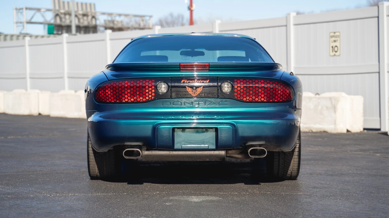 1998 Pontiac Firebird 4th Gen - Image 7 of 31