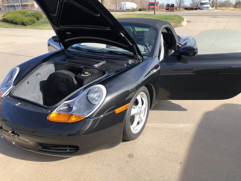 1998 Porsche 986 Boxster - Image 15 of 31