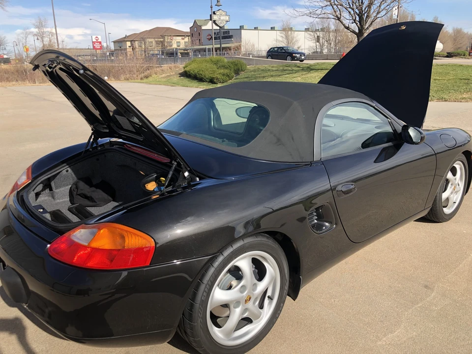 1998 Porsche 986 Boxster - Image 13 of 31