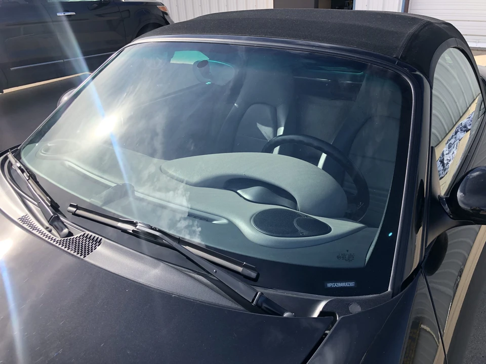 1998 Porsche 986 Boxster - Image 25 of 31