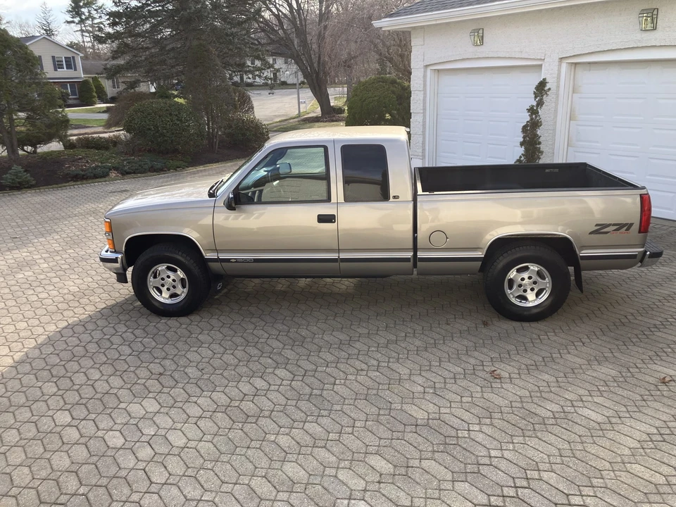 1999 Chevrolet C/K 4th Gen - Image 4 of 31