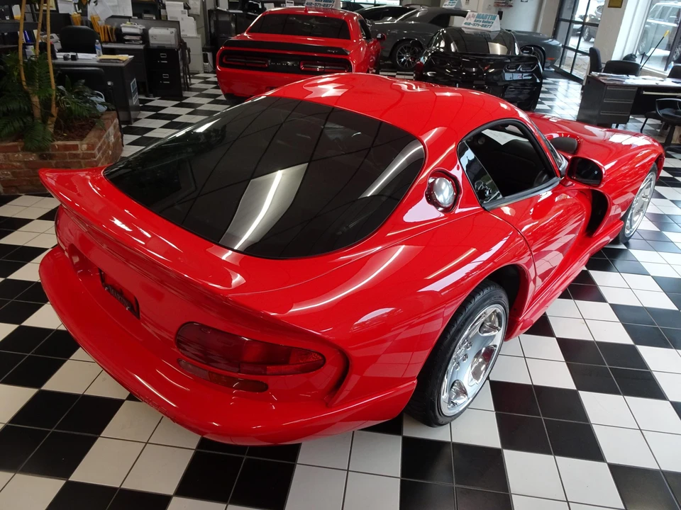 1999 Dodge Viper GTS 2nd Gen - Image 12 of 31