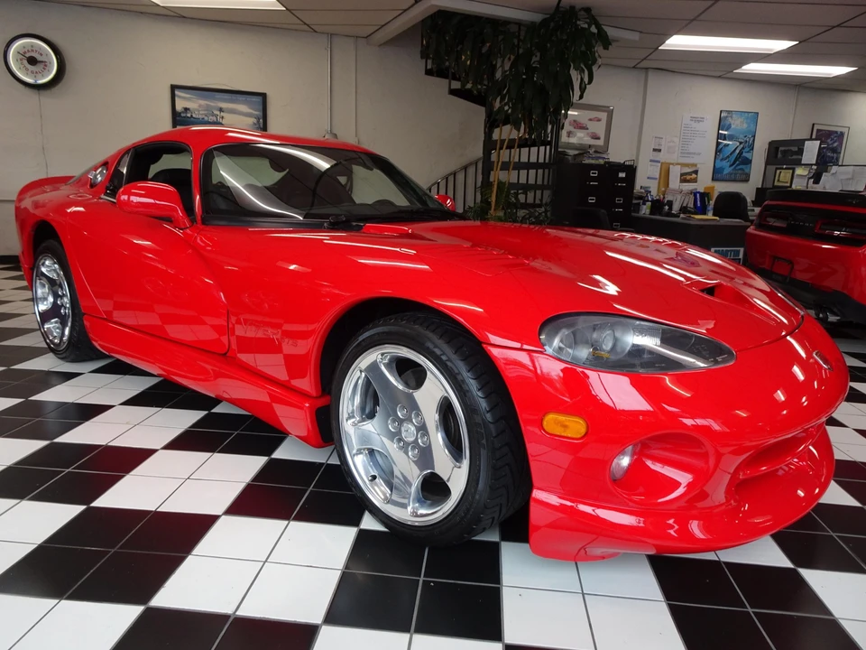 1999 Dodge Viper GTS 2nd Gen - Image 9 of 31