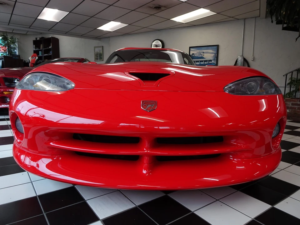 1999 Dodge Viper GTS 2nd Gen - Image 26 of 31