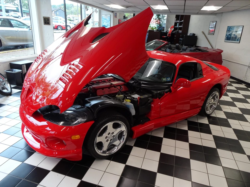 1999 Dodge Viper GTS 2nd Gen - Image 20 of 31