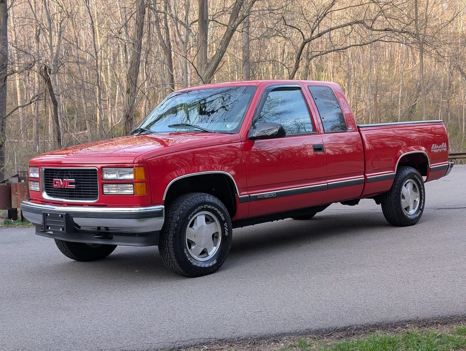 1999 GMC Sierra 1st Gen - Image 3 of 31
