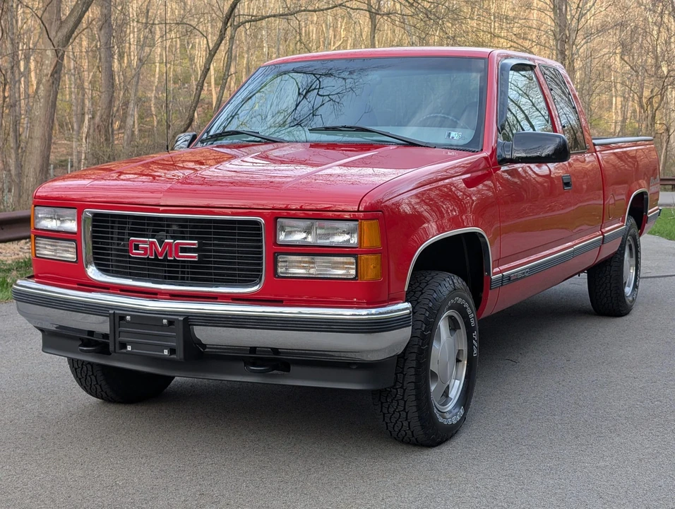 1999 GMC Sierra 1st Gen - Image 9 of 31