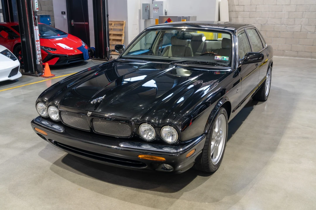 1999 Jaguar X308 XJR - Image 30 of 31