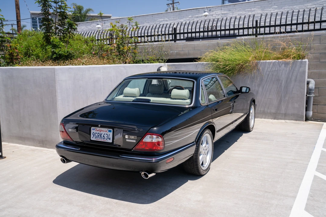 1999 Jaguar X308 XJR - Image 22 of 31