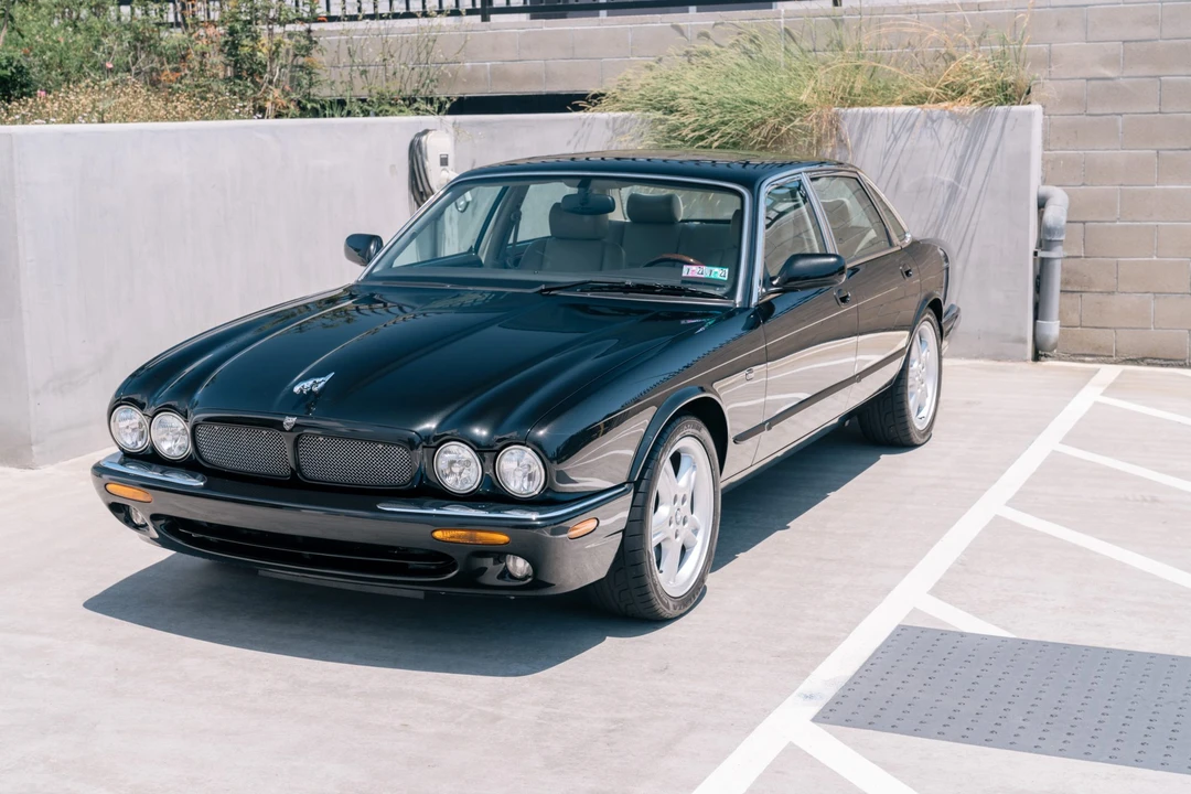 1999 Jaguar X308 XJR - Image 6 of 31