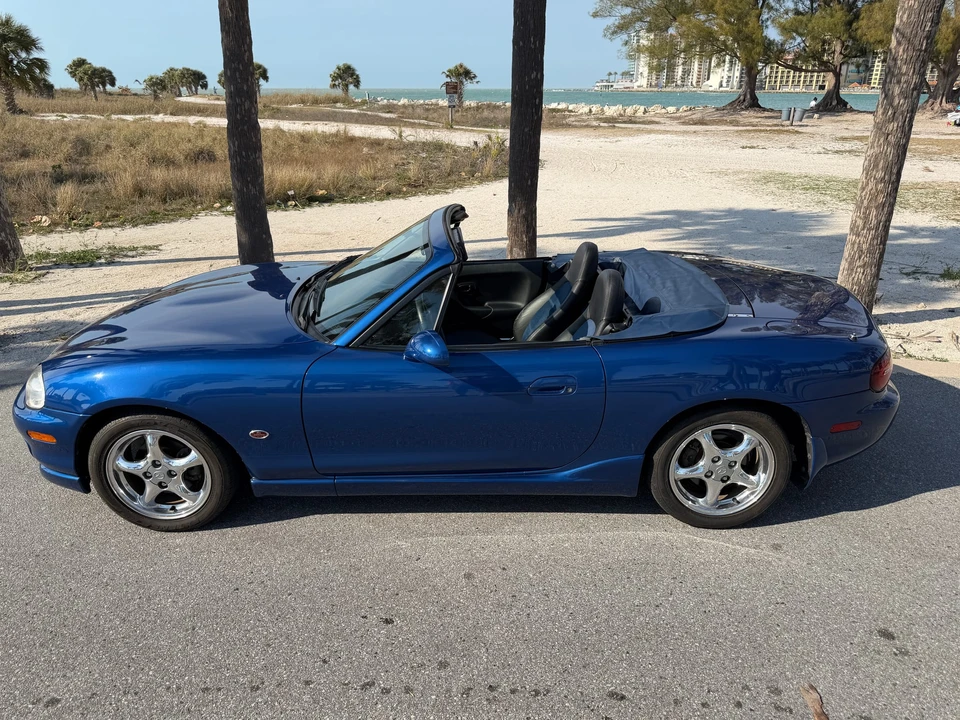 1999 Mazda NB MX-5 Miata - Image 30 of 31
