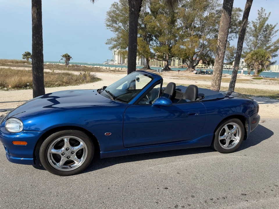 1999 Mazda NB MX-5 Miata - Image 2 of 31