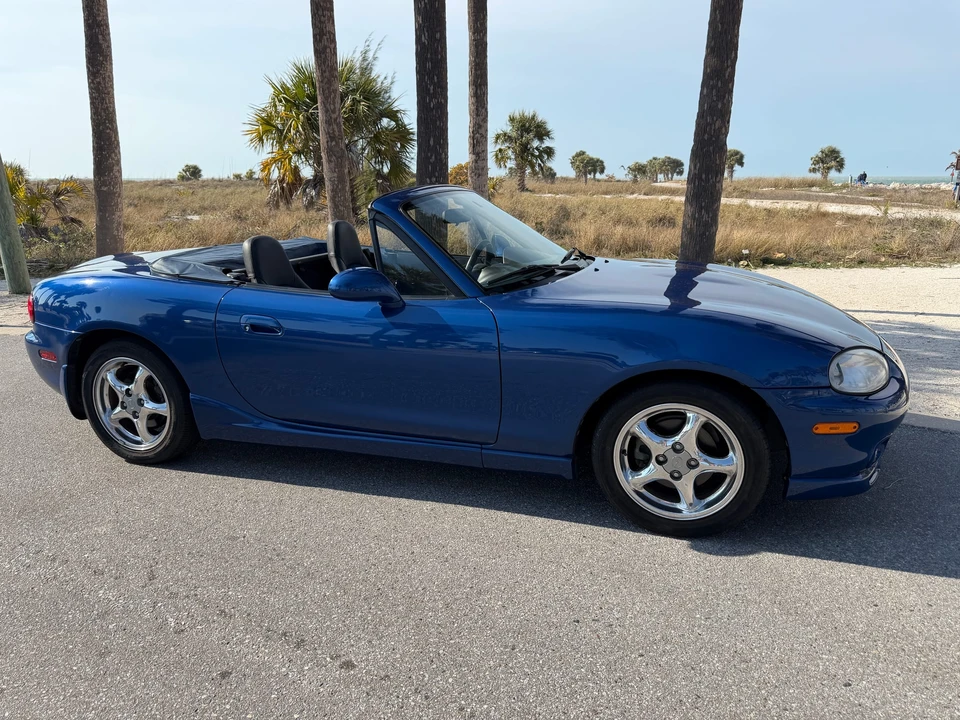 1999 Mazda NB MX-5 Miata - Image 14 of 31
