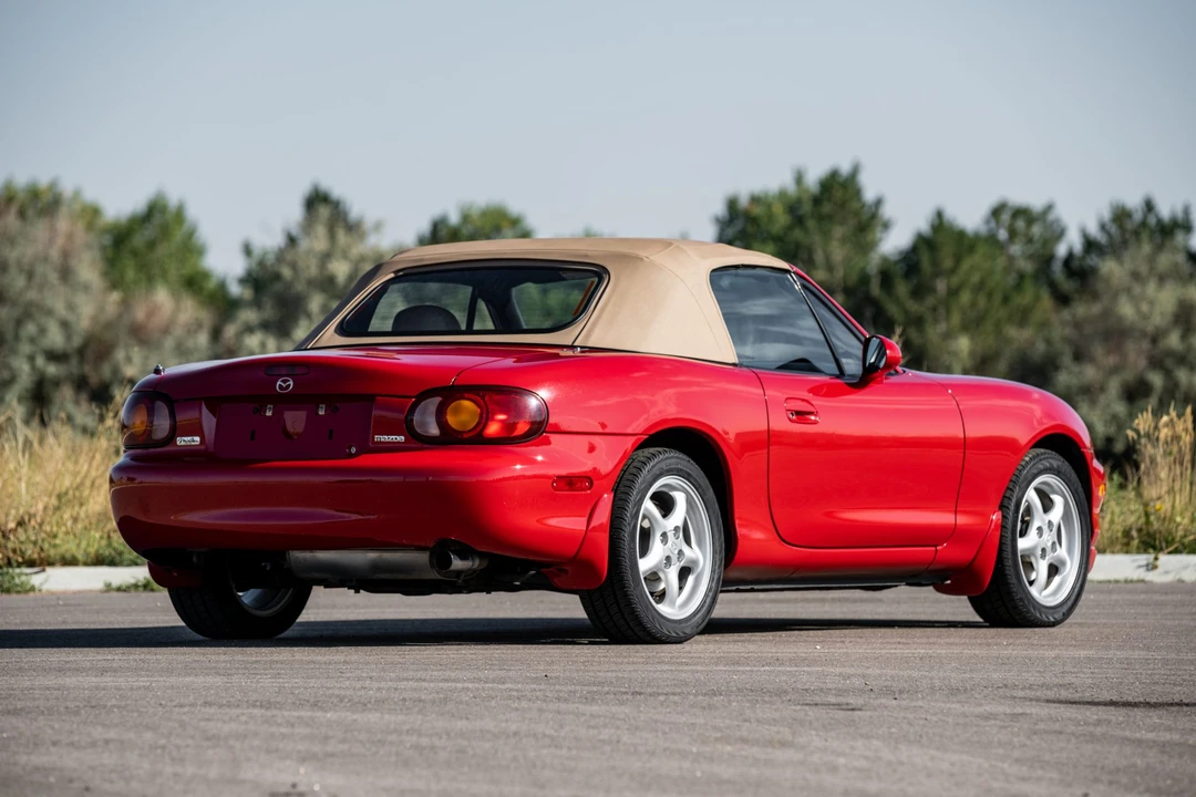 1999 Mazda NB MX-5 Miata - Image 14 of 31