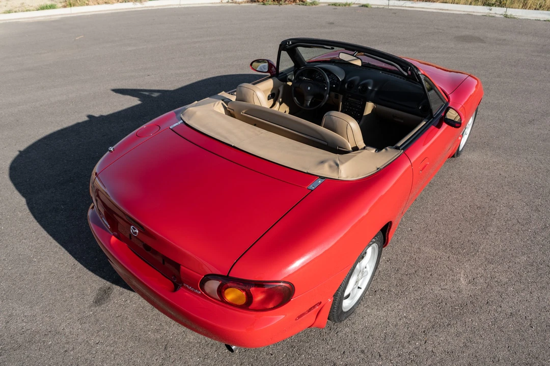1999 Mazda NB MX-5 Miata - Image 24 of 31