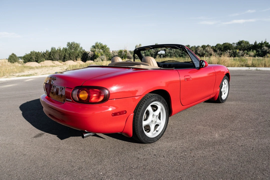 1999 Mazda NB MX-5 Miata - Image 23 of 31