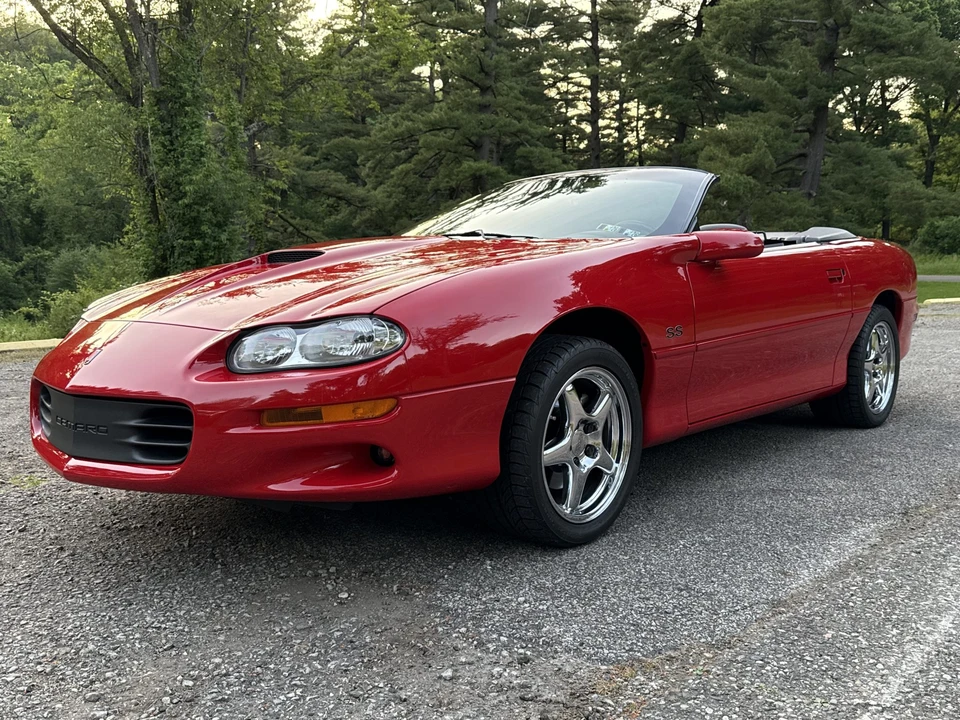 2000 Chevrolet Camaro SS 4th Gen - Image 2 of 31