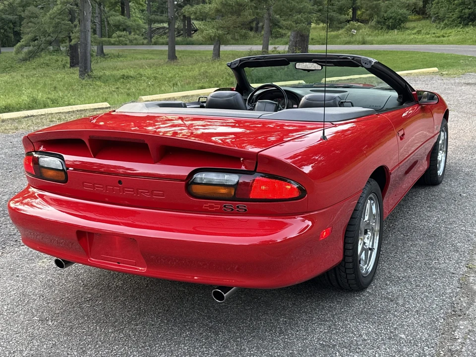2000 Chevrolet Camaro SS 4th Gen - Image 17 of 31