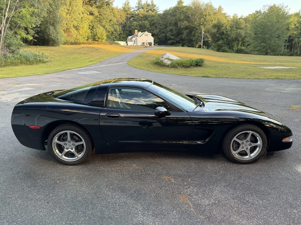 2000 Chevrolet Corvette C5 - Image 24 of 31