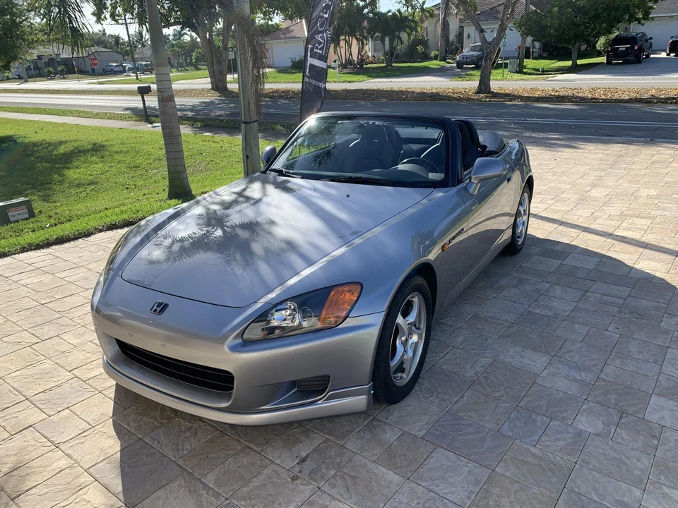 2000 Honda AP1 S2000 - Image 2 of 31