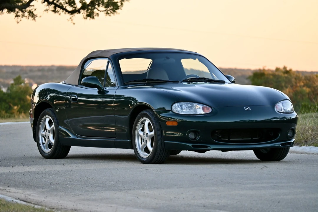 2000 Mazda NB MX-5 Miata - Image 20 of 31
