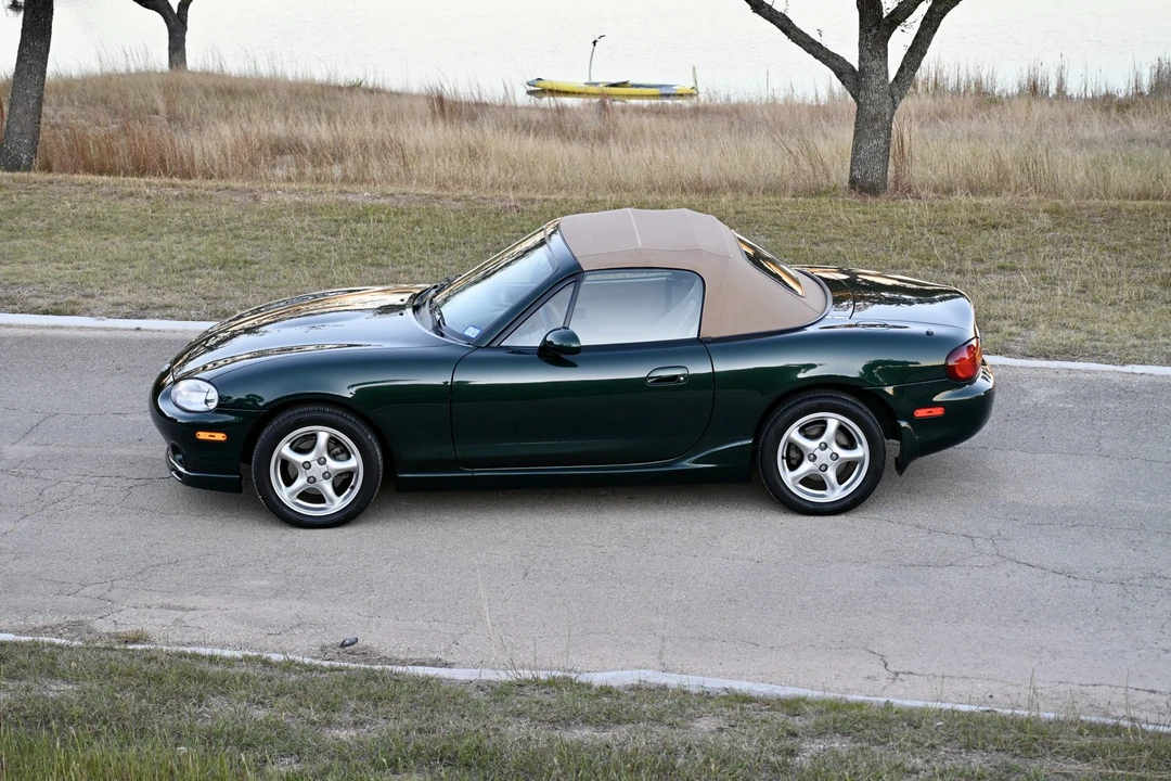 2000 Mazda NB MX-5 Miata - Image 28 of 31