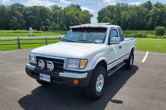 2000 Toyota Tacoma Limited XtraCab TRD V6 4×4
