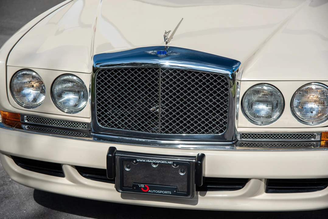 2001 Bentley Azure 1st Gen - Image 25 of 31
