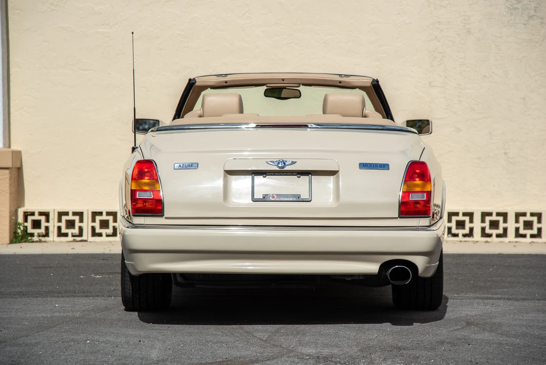 2001 Bentley Azure 1st Gen - Image 10 of 31