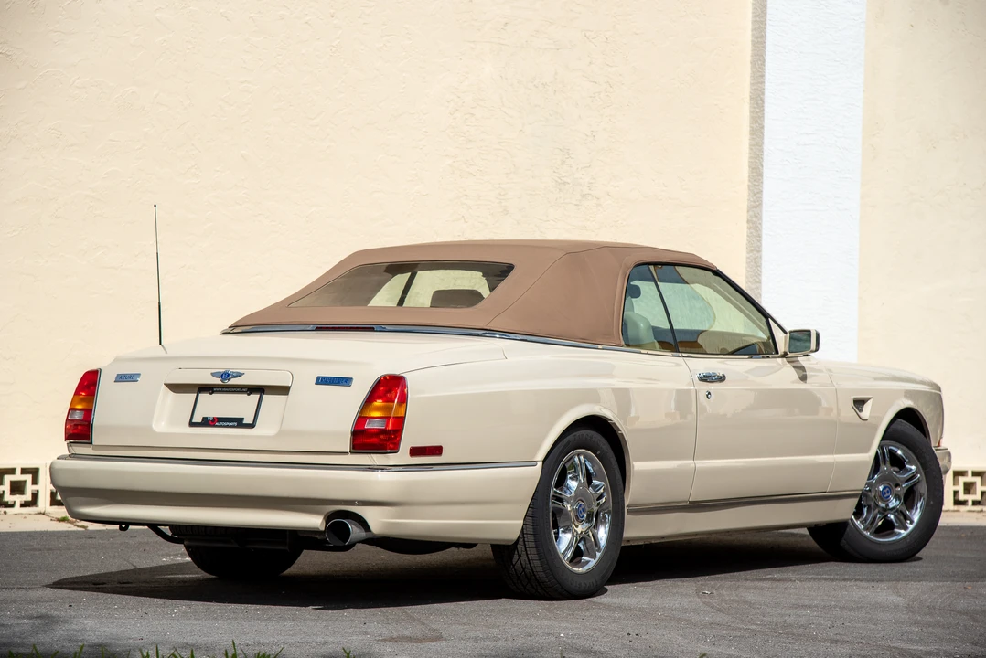 2001 Bentley Azure 1st Gen - Image 14 of 31