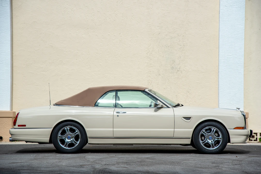 2001 Bentley Azure 1st Gen - Image 16 of 31